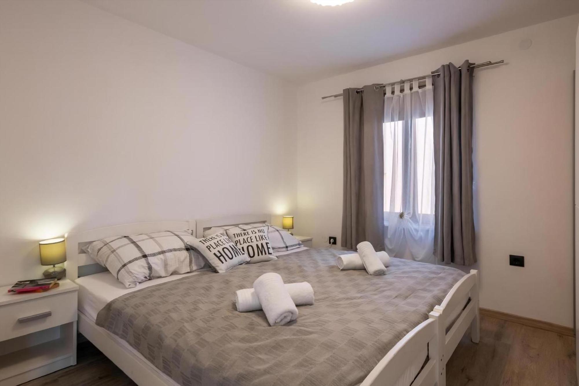 Lovric With Wellness 1 Apartment Pula